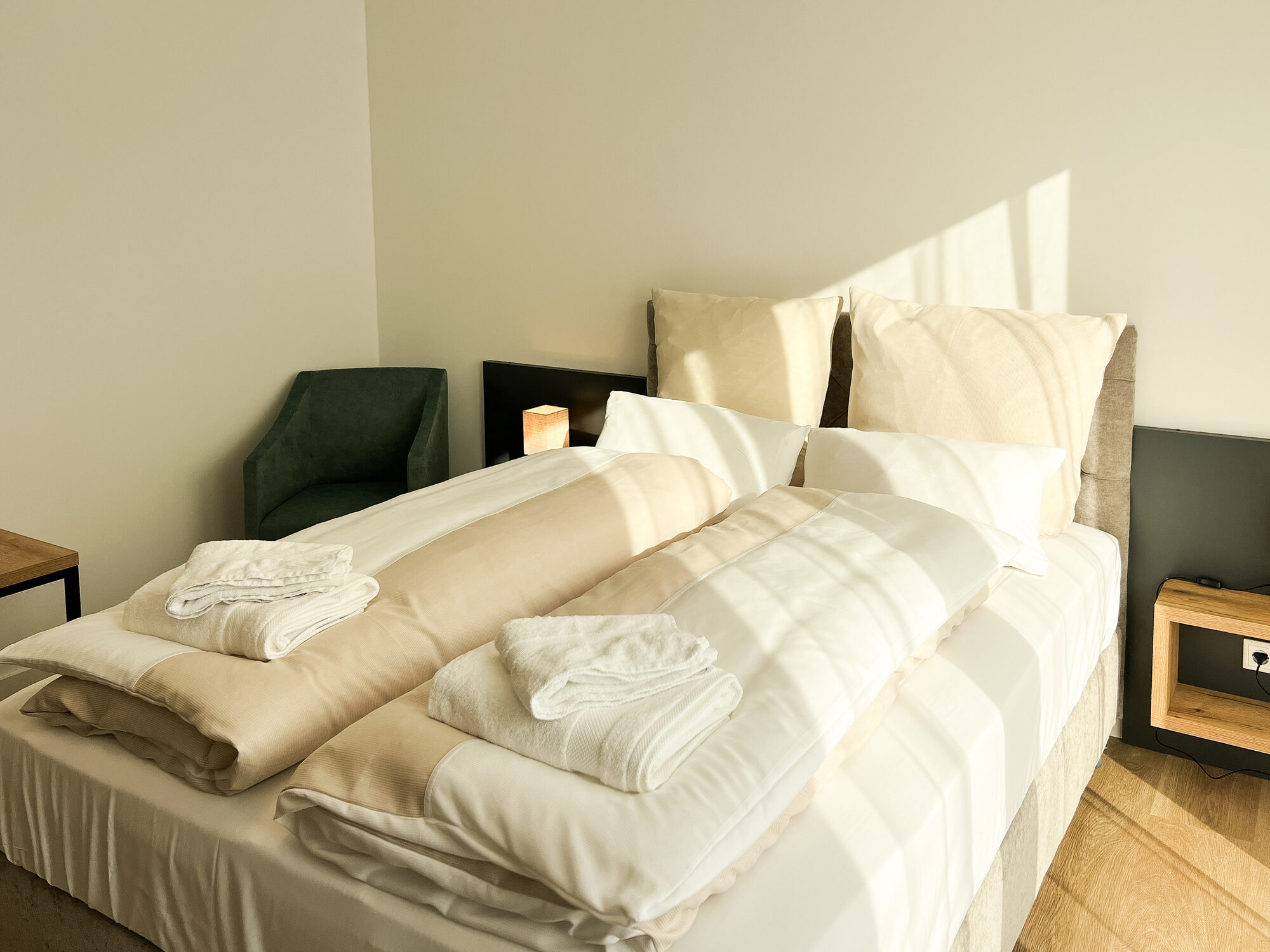 Detmold Room No. 6